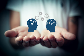 14年的十九座五菱校车拆车还能卖多少钱