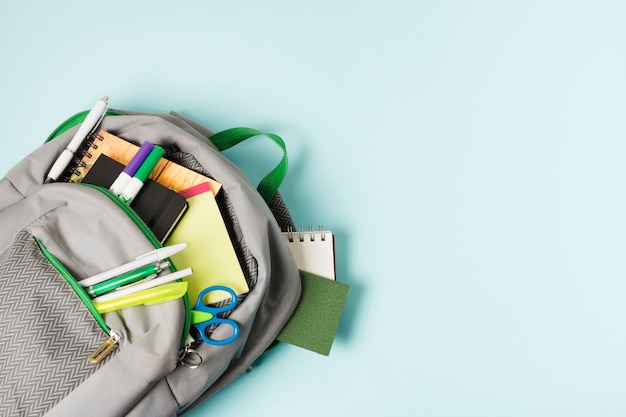 凌渡这款车配置如何-值不值得买-